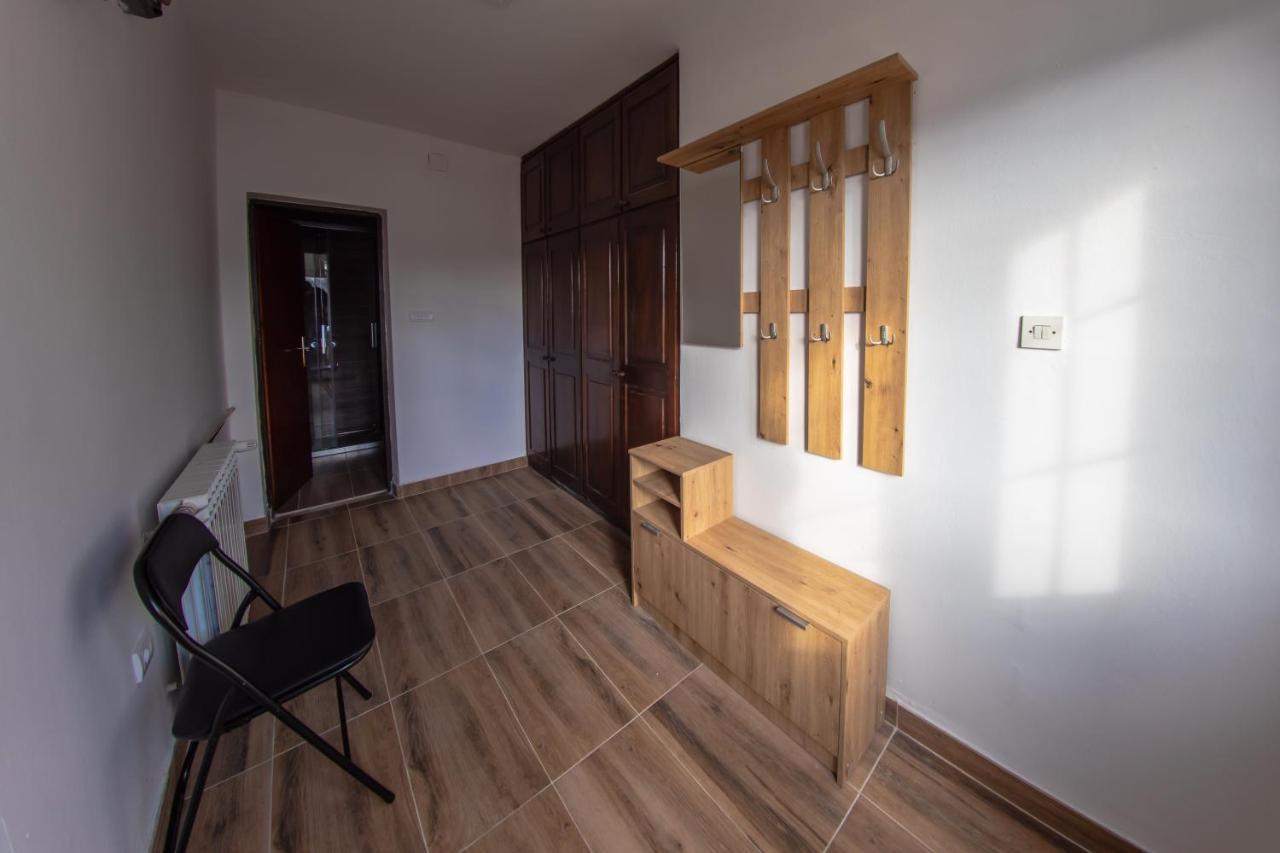 Apartman Kokin Brod Exteriör bild