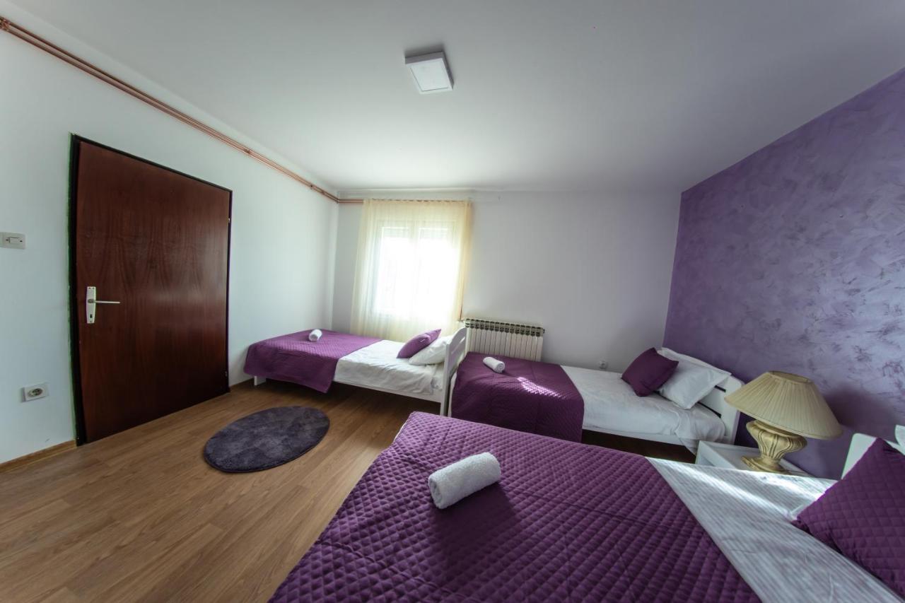 Apartman Kokin Brod Exteriör bild